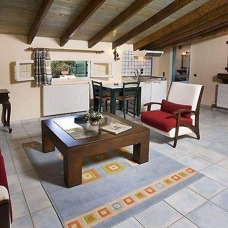 Yannis Servos Barbati Apartments Екстериор снимка
